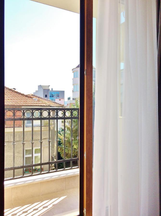 Central Flat & Free Parking Varna Exterior photo